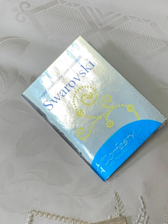 Скатерть с салфетками Confestyl NIZZA 150х180х6 с кристаллами SWAROVSKI