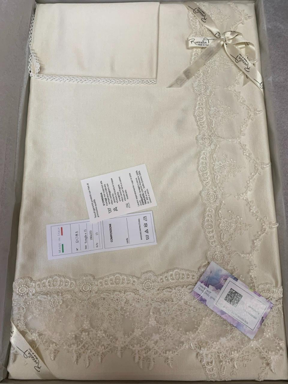 Скатерть с салфетками RosselaT ROMA 180х270х12
