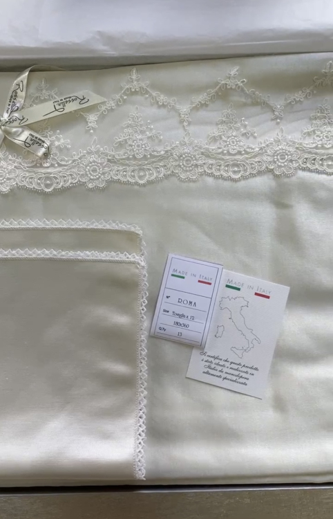 Скатерть с салфетками RosselaT ROMA 180х270х12