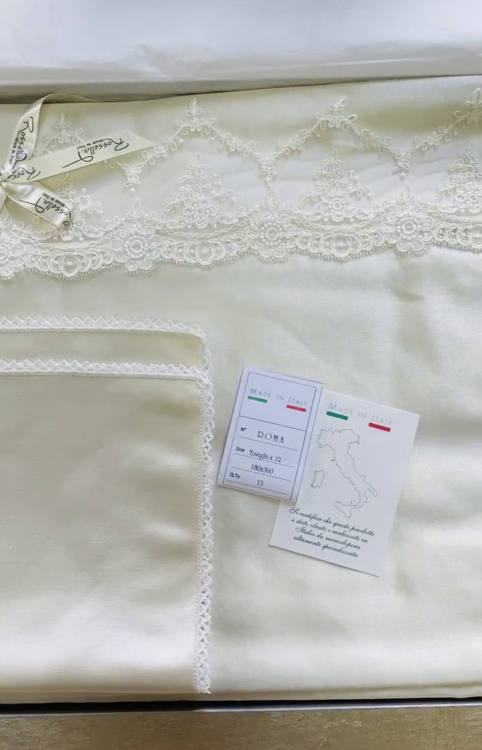 Скатерть с салфетками RosselaT ROMA 180х360х12