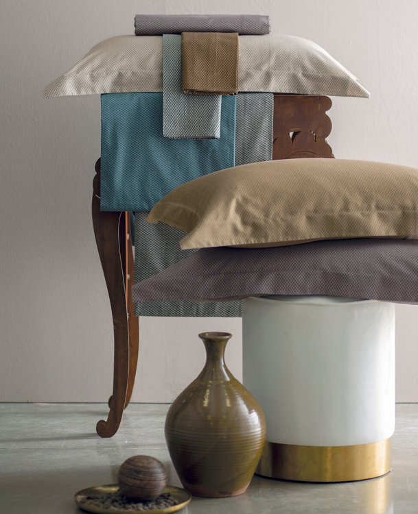 Покрывало Dondi DORIAN 270x270 camel Покрывало Dondi DORIAN 270x270 camel