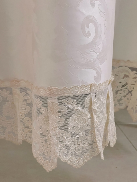 Скатерть круглая Palombella VALERIA POESIA D.220x12