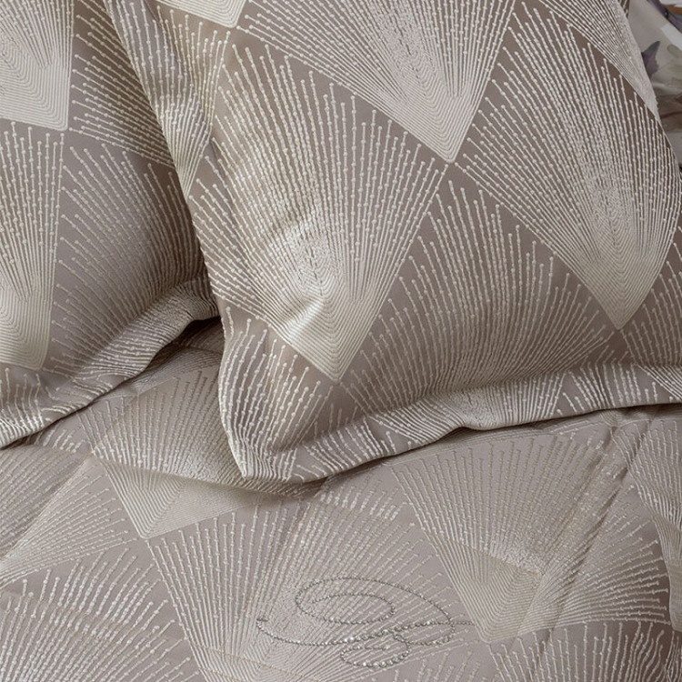 Покрывало Blumarine VERABLU 270х270 ecru