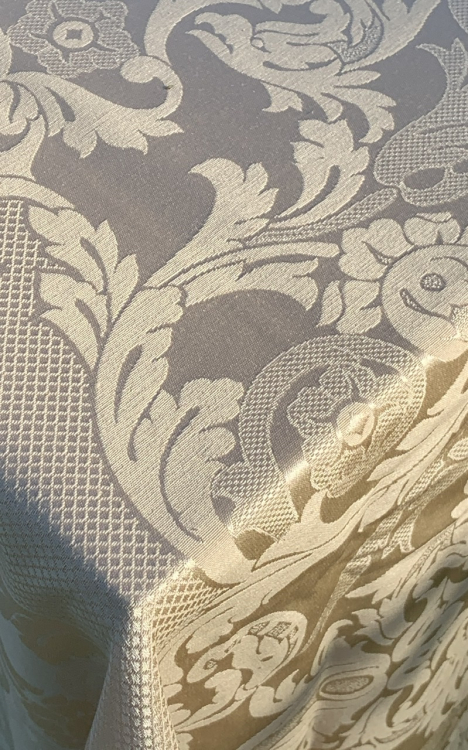 Скатерть с салфетками Gamba 9817 150x180 +6 салфеток Скатерть с салфетками Gamba 9817 150x180 +6 салфеток