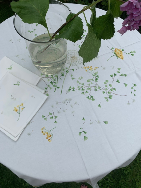 Скатерть круглая с салфетками Vallesusa SOFFIONE D.180х8