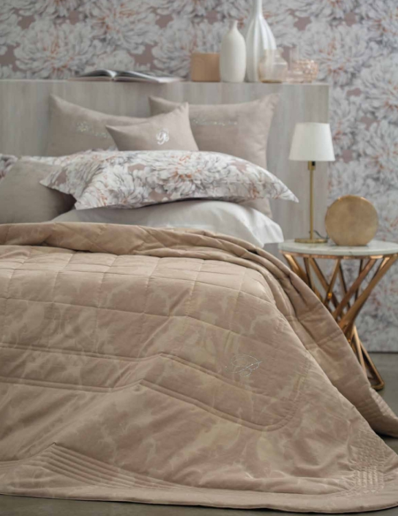 Покрывало Blumarine SHEFFILD 270х270 cera