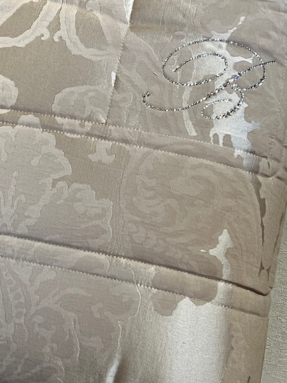 Покрывало Blumarine SHEFFILD 270х270 cera