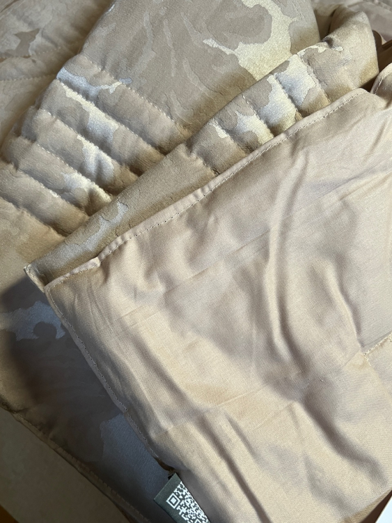 Покрывало Blumarine SHEFFILD 270х270 cera