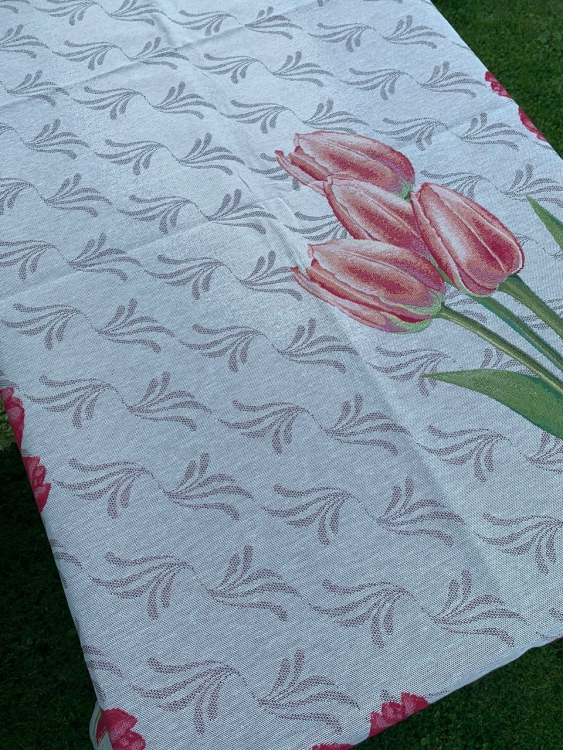 Cкатерть гобелен Dreams TULPANO 140x220