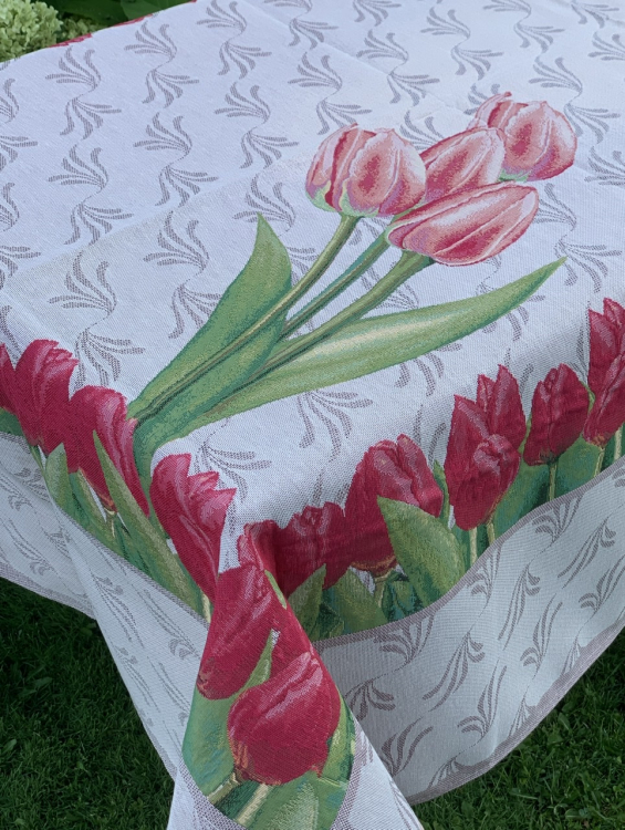 Cкатерть гобелен Dreams TULPANO 140x220