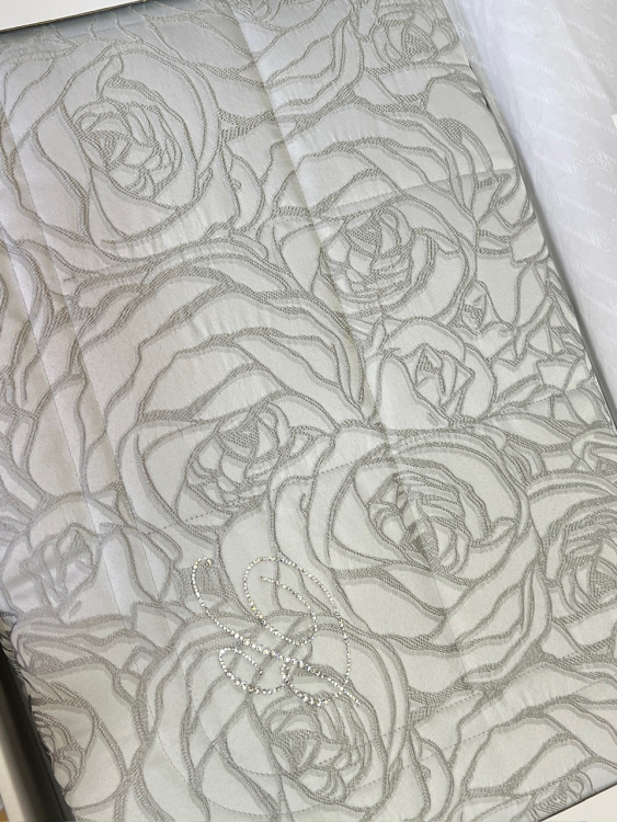 Покрывало Blumarine DALIDA 270х270 tortora Покрывало Blumarine DALIDA 270х270 tortora