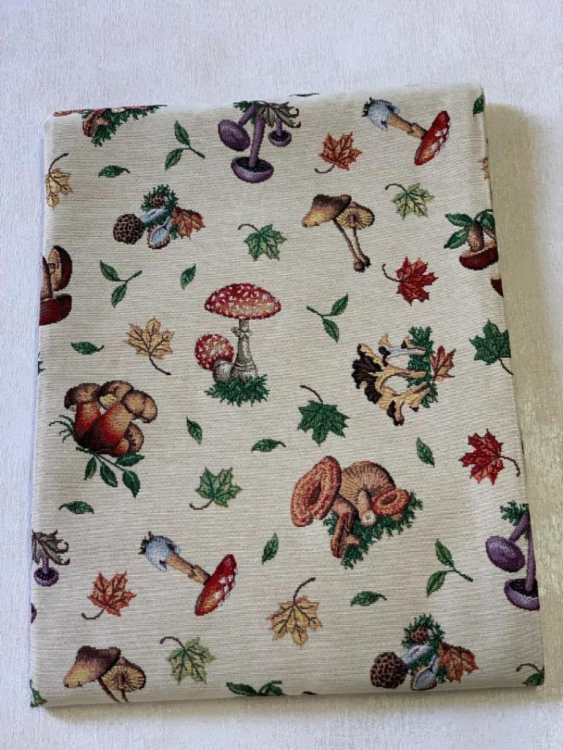 Cкатерть гобелен Dreams FUNGHI 135x220