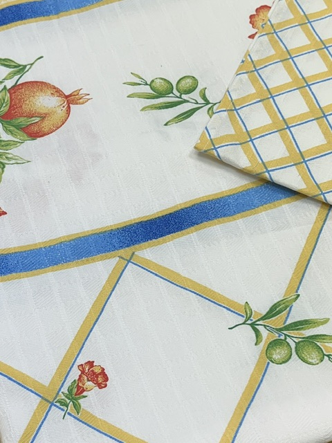 Скатерть с салфетками Vallesusa 150x180 +6 cалфеток