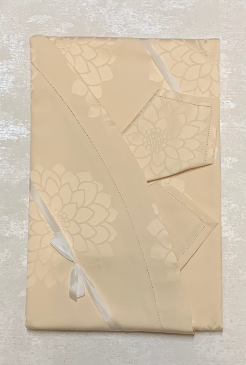 Круглая скатерть с салфетками Gamba 9822 Д.300 см